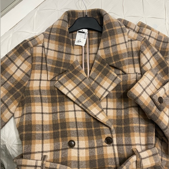 PAIGE
Dublyn Wool-Blend Coat - Picture 2 of 2